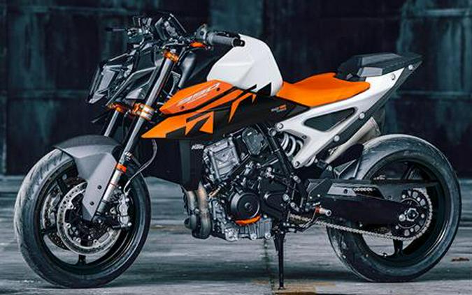 2026 KTM 990 Duke
