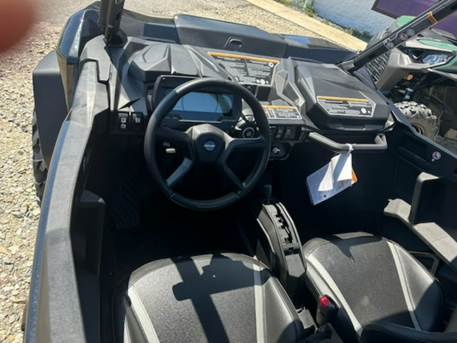 2026 Can-Am Commander XT 1000R
