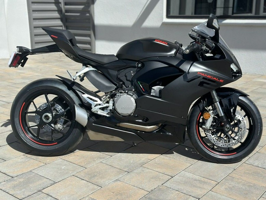 2024 Ducati Panigale V2 Black on Black