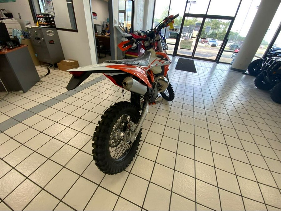 2023 KTM XC 150 W