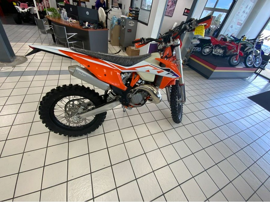 2023 KTM XC 150 W