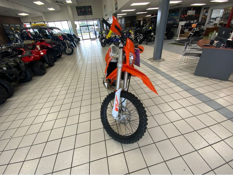 2023 KTM XC 150 W