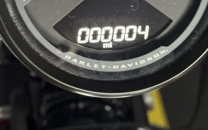 2025 Harley-Davidson Breakout FXBR BRILLIANT RED