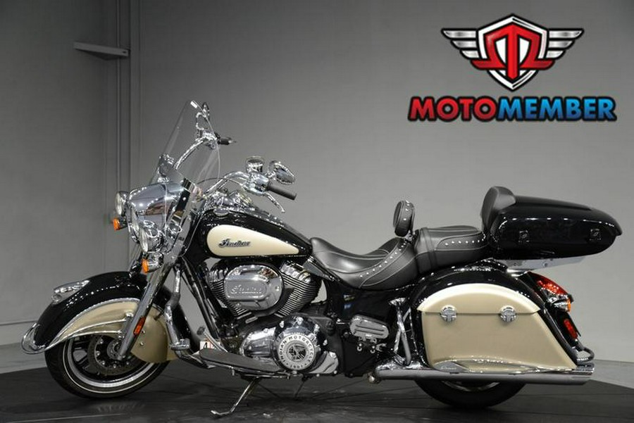 2022 Indian Motorcycle® Springfield® Black Metallic/Dirt Track Tan