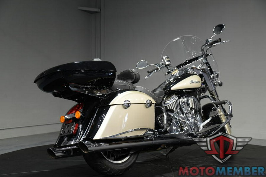 2022 Indian Motorcycle® Springfield® Black Metallic/Dirt Track Tan