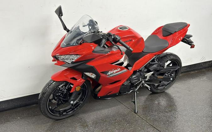 2021 Kawasaki Ninja® 400 ABS Passion Red