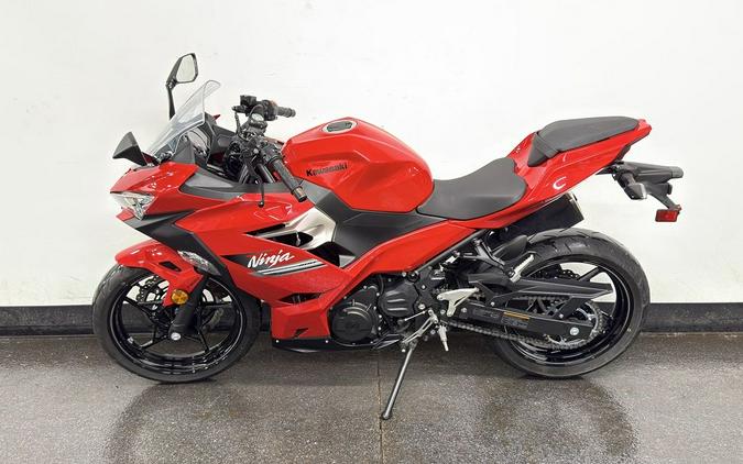 2021 Kawasaki Ninja® 400 ABS Passion Red