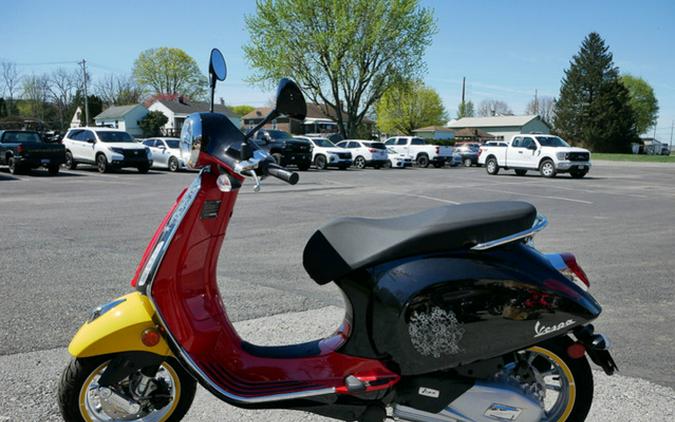 2023 Vespa Primavera 150 Disney Mickey Mouse Edition