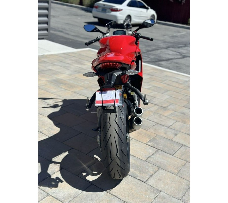 2024 Ducati Supersport 950 S Red