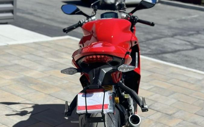 2024 Ducati Supersport 950 S Red