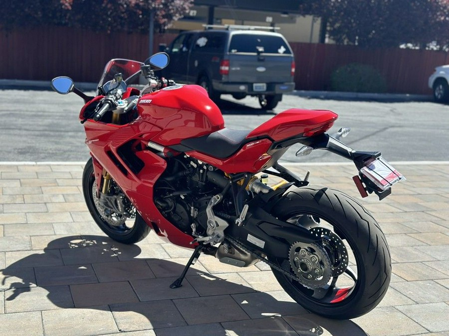 2024 Ducati Supersport 950 S Red