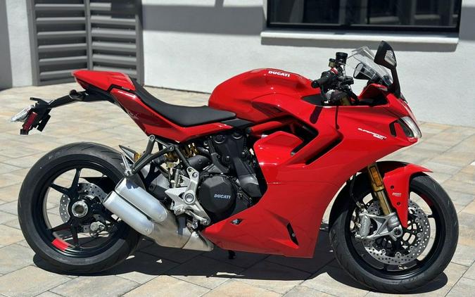 2024 Ducati Supersport 950 S Red