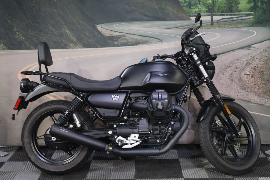 2022 Moto Guzzi V7 Stone E5