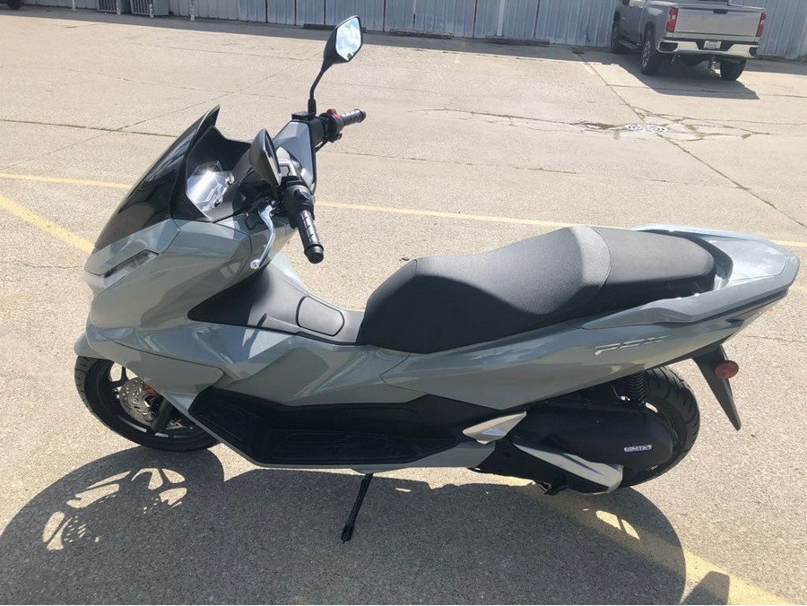 2025 Honda PCX ABS