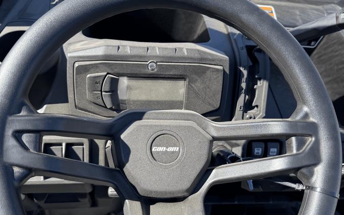 2026 CAN-AM DEFENDER MAX DPS HD7