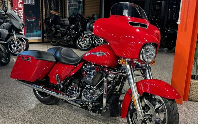 2023 Harley-Davidson FLHX - Street Glide