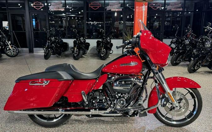 2023 Harley-Davidson FLHX - Street Glide