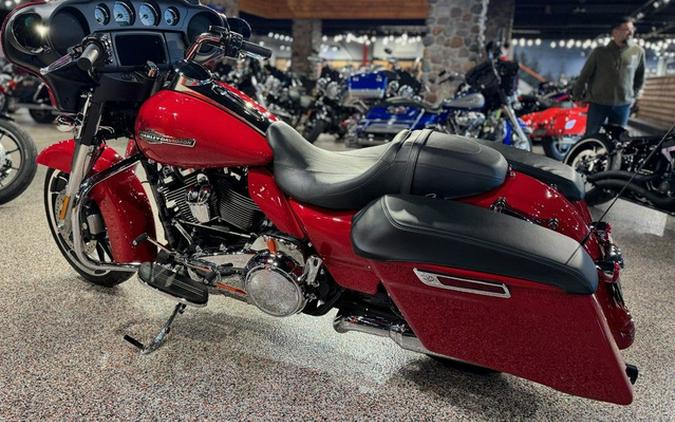 2023 Harley-Davidson FLHX - Street Glide