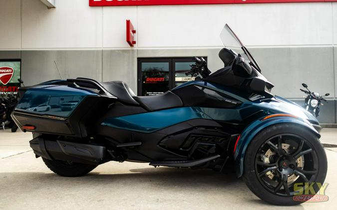 2023 Can-Am Spyder RT