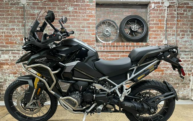 2025 Triumph Tiger 1200 Rally Explorer