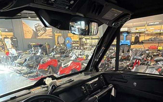 2026 Can-Am Defender Limited HD11