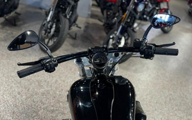 2014 Harley-Davidson Softail FXSB - Breakout