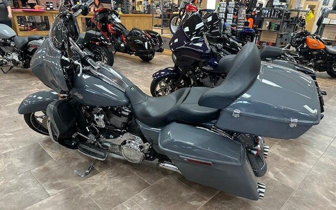 2022 Harley-Davidson® Street Glide® Special Gunship Gray