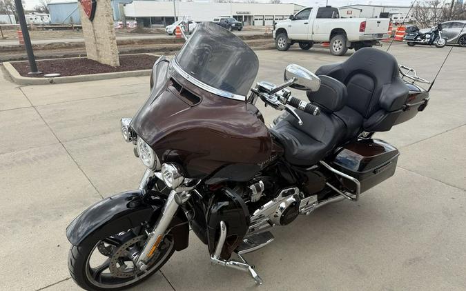 2019 Harley-Davidson® FLHTKSE - CVO™ Limited