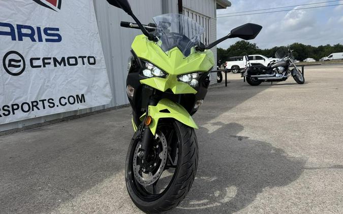 2026 Kawasaki Ninja® 500 ABS
