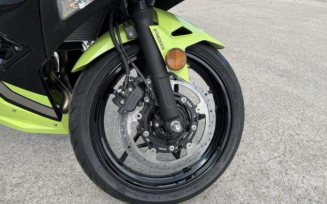 2026 Kawasaki Ninja® 500 ABS