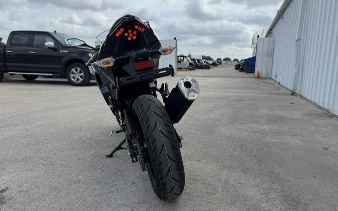 2026 Kawasaki Ninja® 500 ABS