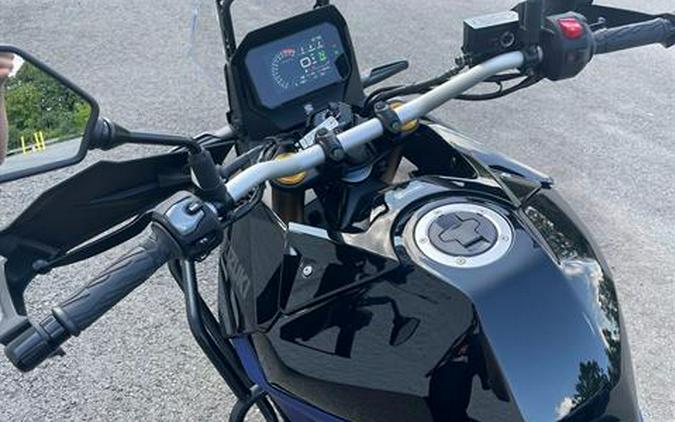 2023 Suzuki V-Strom 800DE Adventure