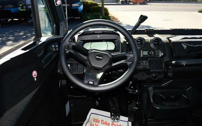 2024 Can-Am Defender MAX Lone Star CAB