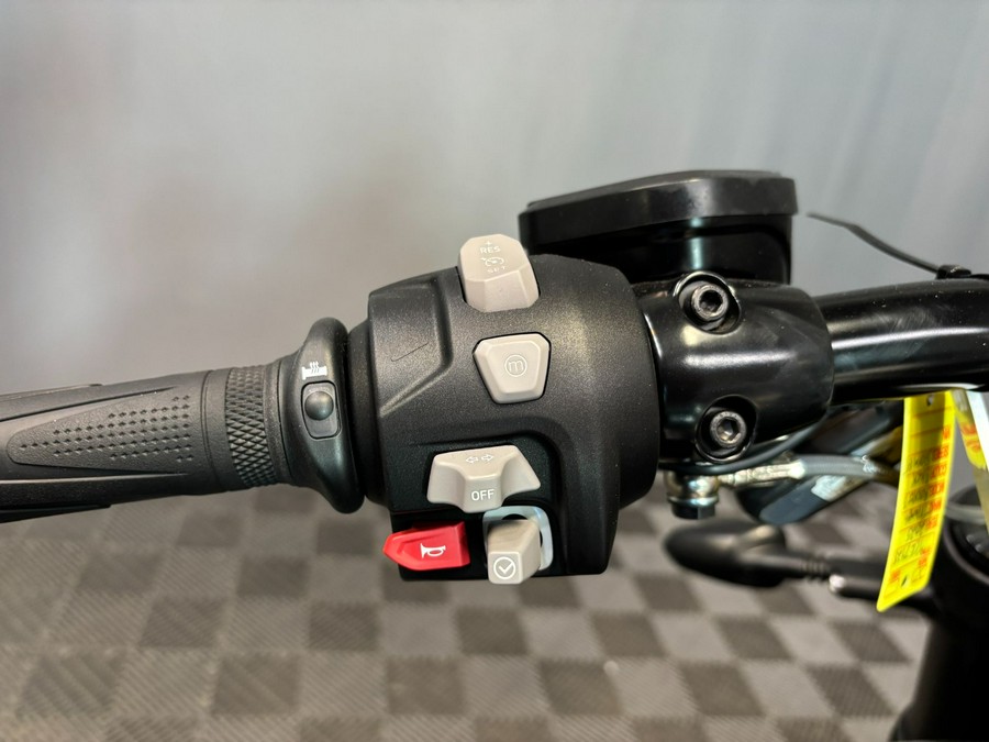 2025 Triumph Rocket 3 Storm GT