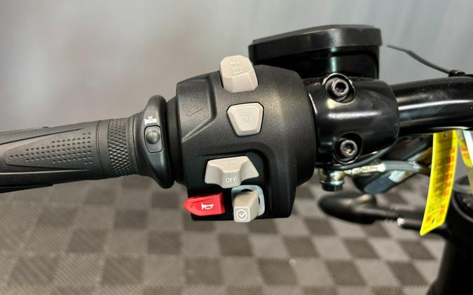 2025 Triumph Rocket 3 Storm GT