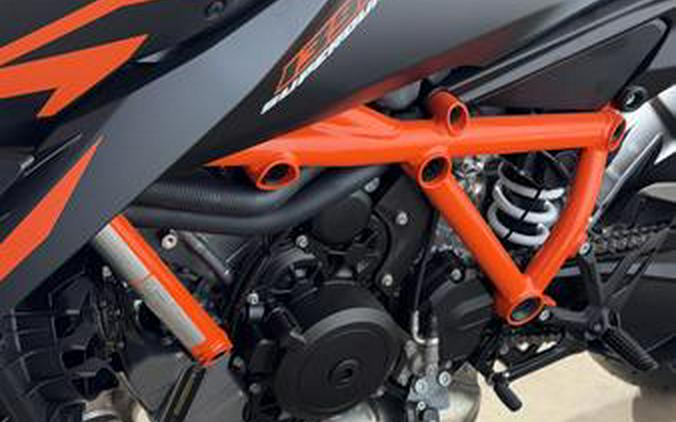 2026 KTM 1390 Super Duke R EVO