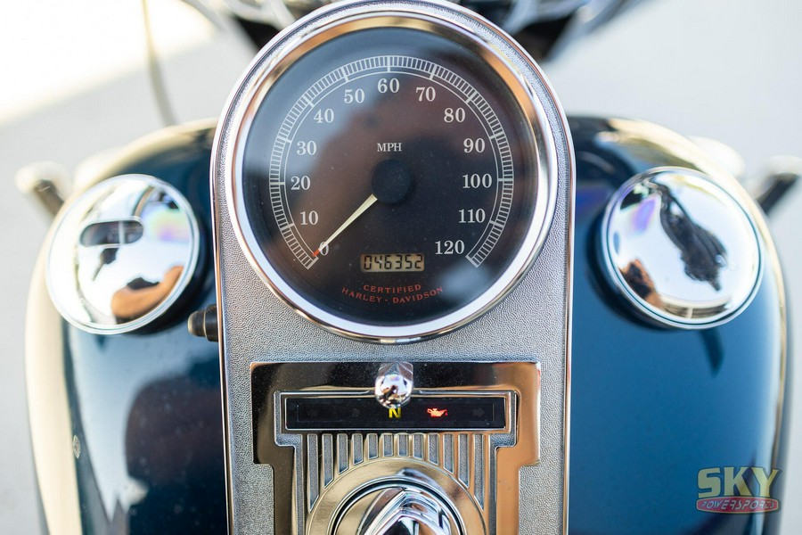 2003 HARLEY ROAD KING CLASSIC