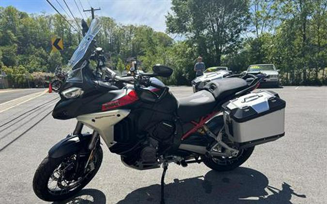 2024 Ducati Multistrada V4 Rally Adventure Travel & Radar