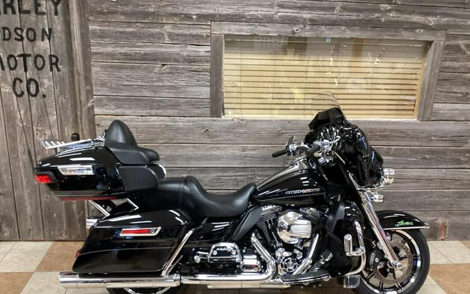 2014 Harley-Davidson® Ultra Limited Vivid Black