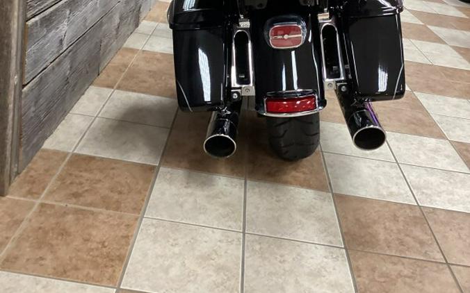 2014 Harley-Davidson® Ultra Limited Vivid Black