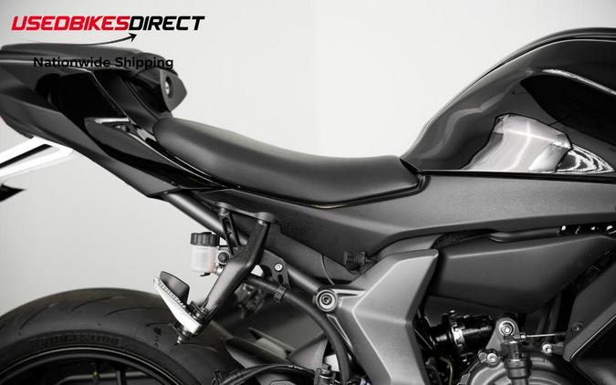 2025 Yamaha YZF-R7 - $10,499.00