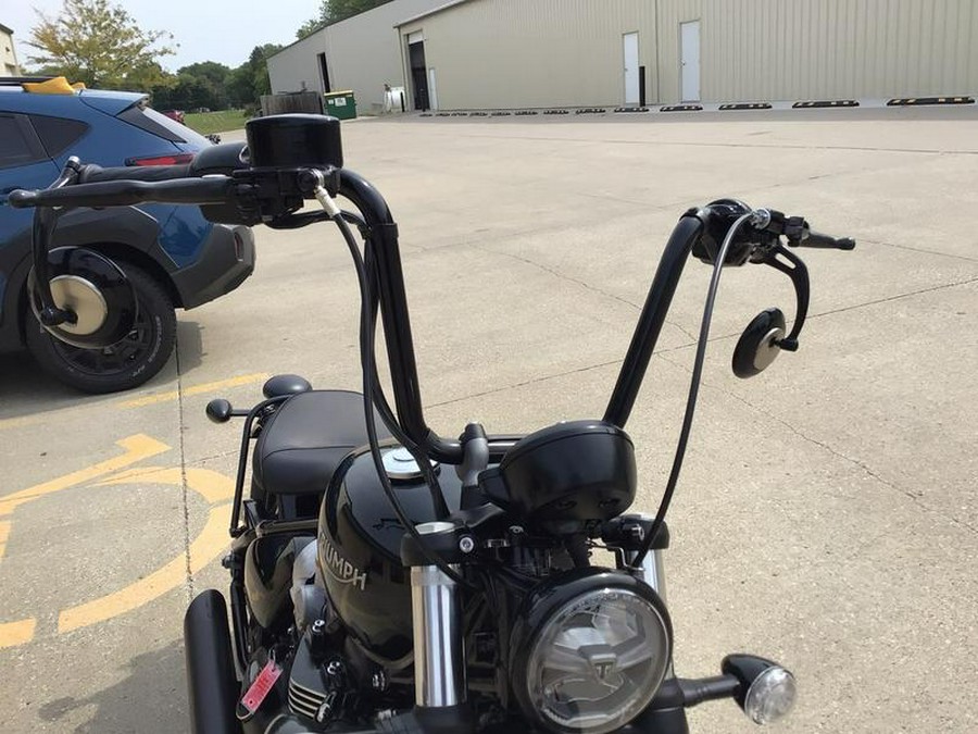 2018 Triumph Bonneville Bobber Black Jet Black