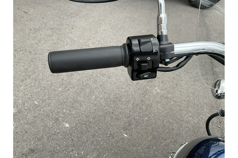 2025 Kawasaki Vulcan 900 Classic LT