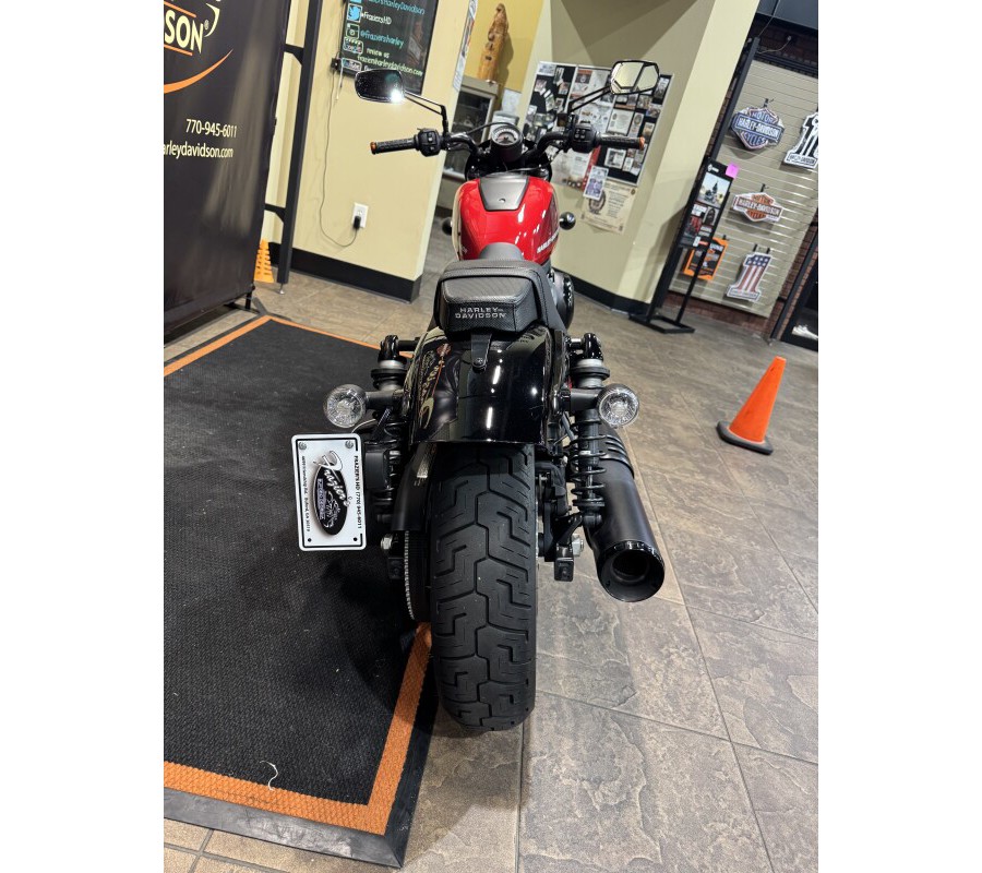 RH975 2022 Nightster™