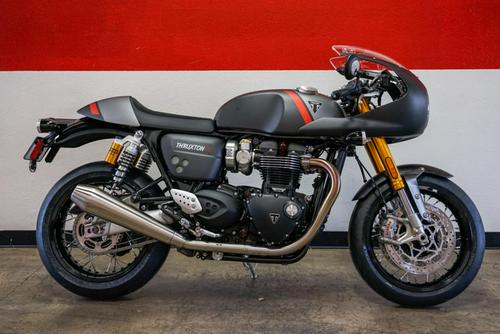 2020 Triumph Thruxton RS Review (17 Fast Facts)