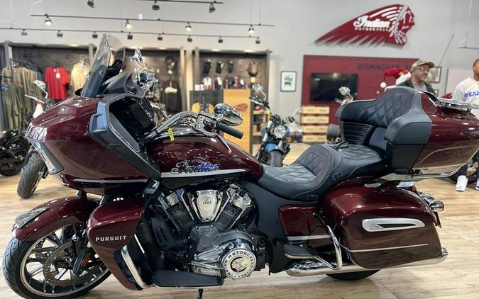 2022 Indian Motorcycle® Pursuit Limited with Premium Package Maroon Metallic/Crimson Metallic