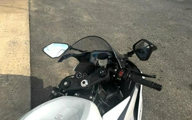 2025 Kawasaki Ninja ZX-6R ABS