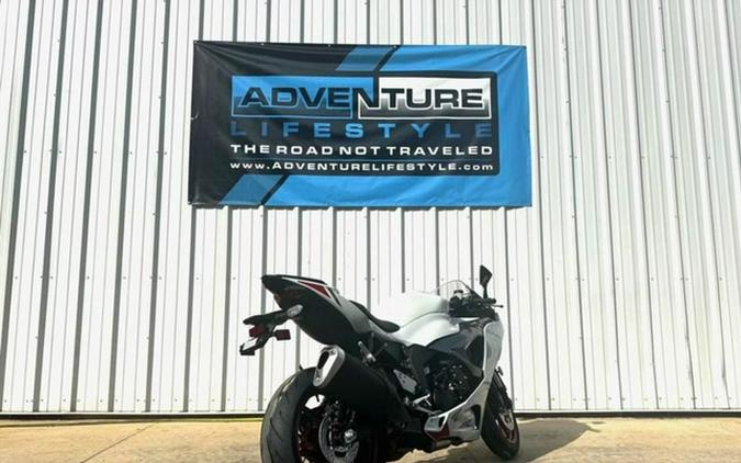 2025 Kawasaki Ninja ZX-6R ABS