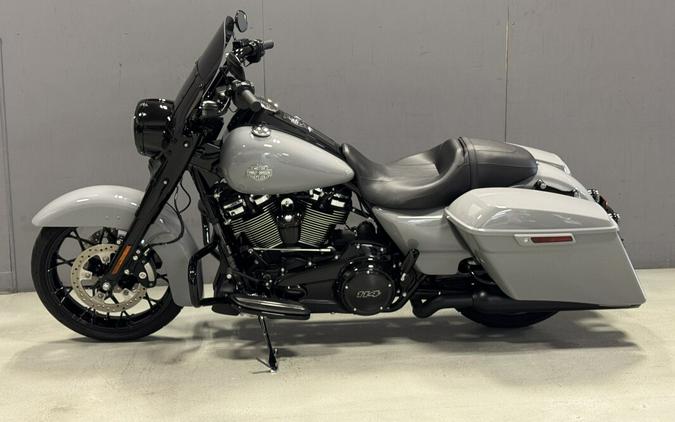 FLHRXS 2025 Road King Special