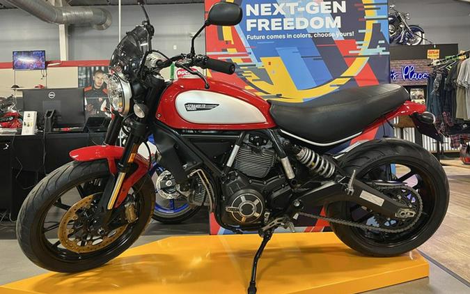 2016 Ducati Scrambler Icon Ducati Red